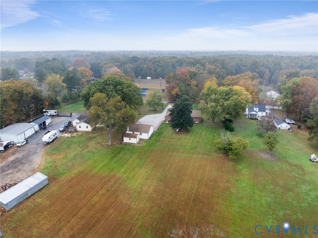 6163 White Oak Road Sandston, VA 23150 - Photo 36 of 39 an aerial view of a houses with a yard