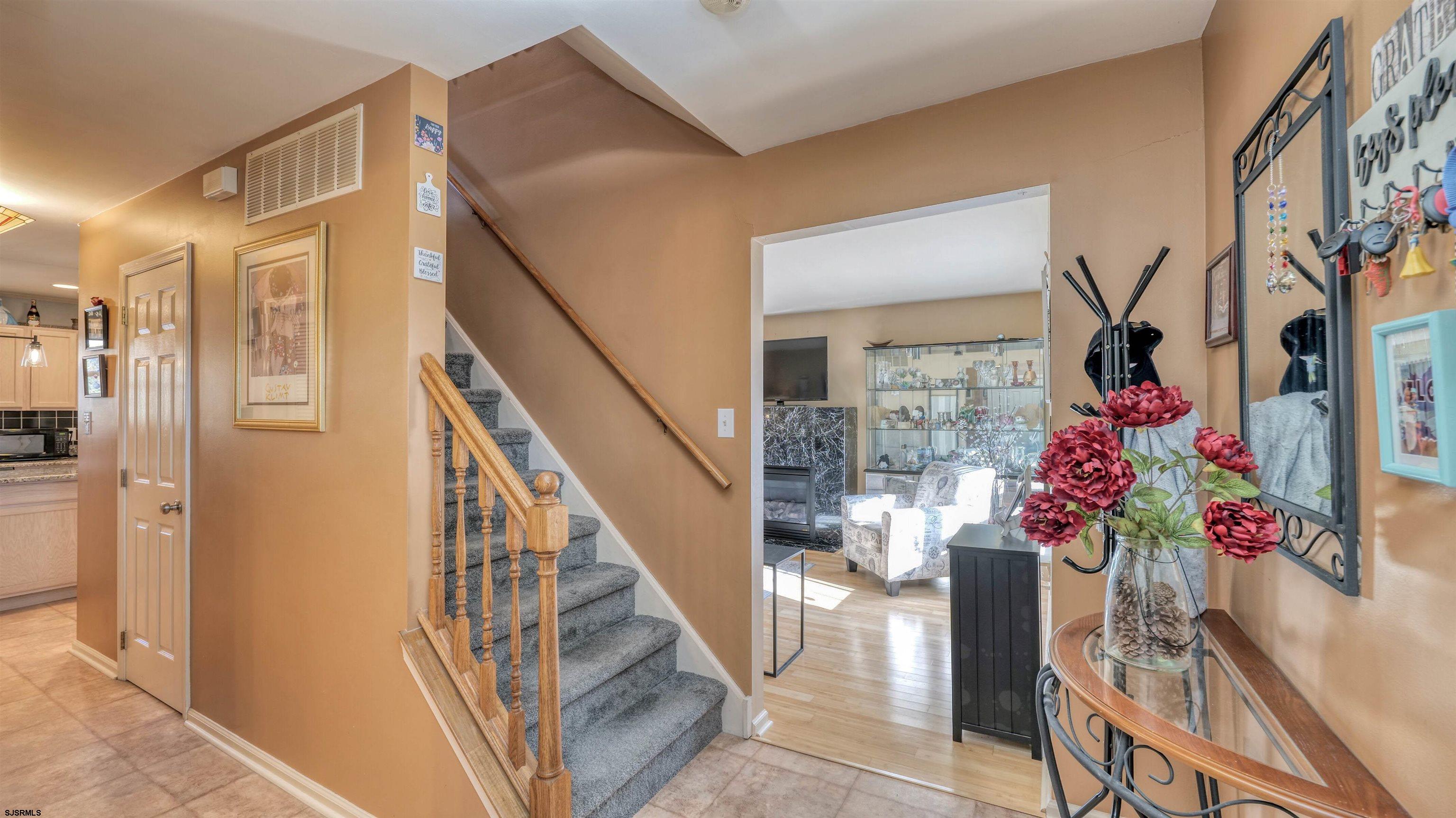 313 Broad Street Northfield, NJ 08225 - Photo 2 of 33