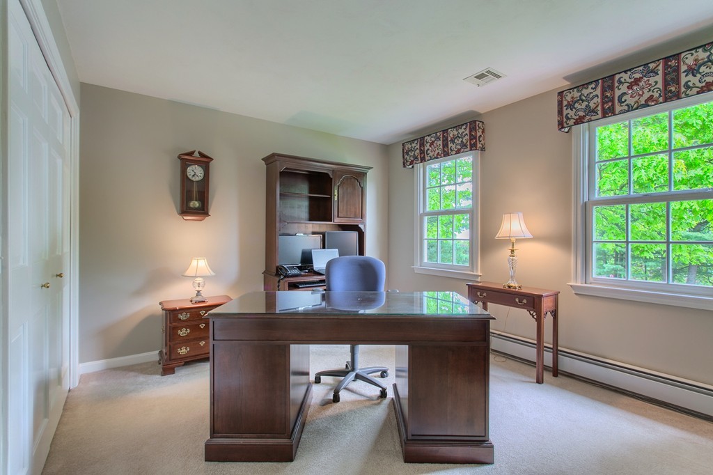 2 Round Table Road Shrewsbury, MA 01545 - Photo 19 of 26 Gallery Image 19