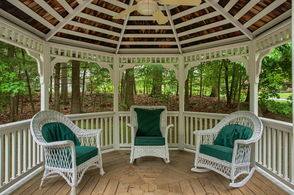 2 Round Table Road Shrewsbury, MA 01545 - Photo 22 of 26 Gallery Image 22