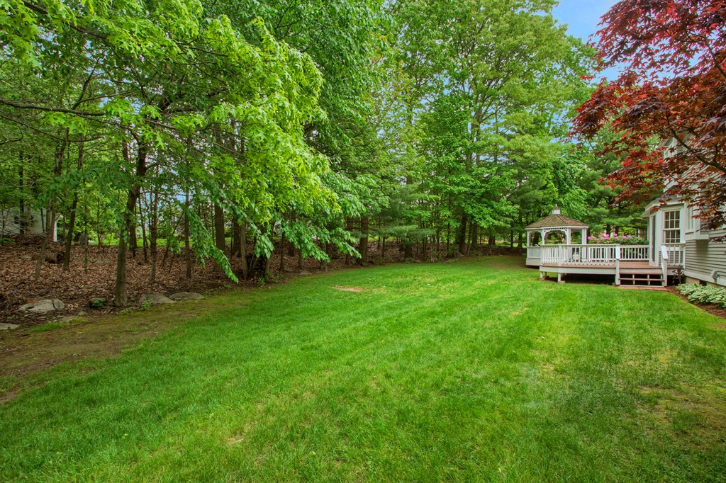 2 Round Table Road Shrewsbury, MA 01545 - Photo 24 of 26 Gallery Image 24
