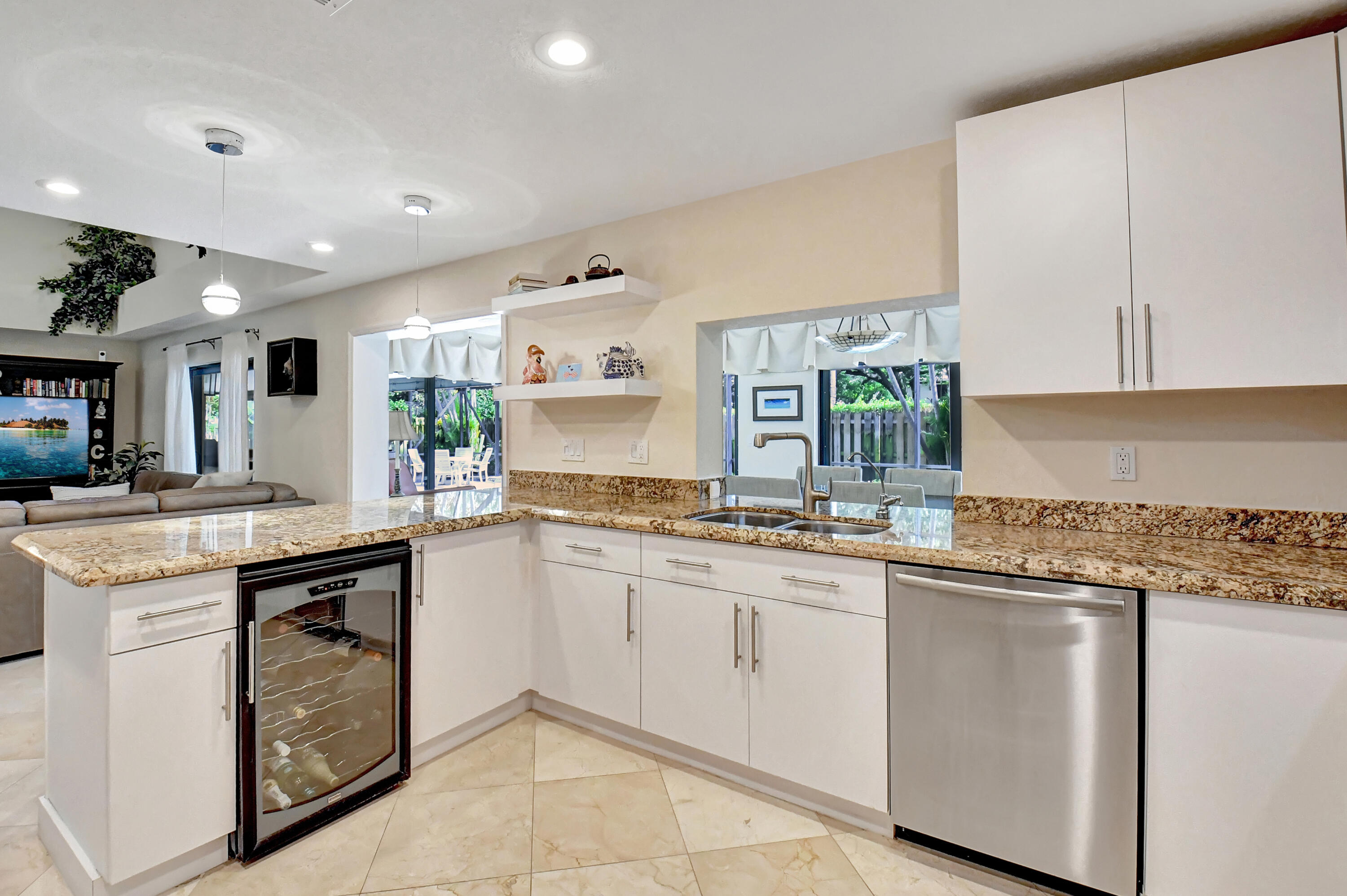 741 Northwest 6th Street Boca Raton, FL 33486 - Photo 5 of 20 DSC_3631