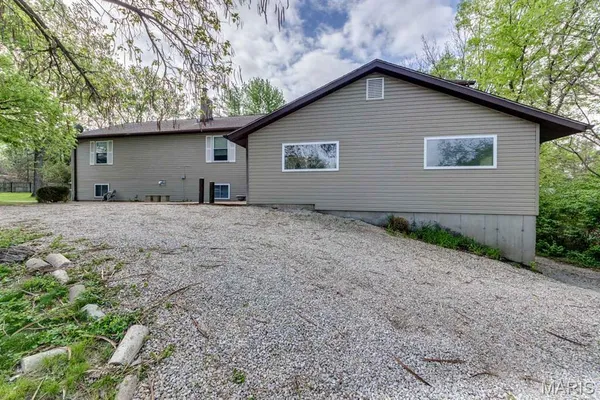 $3,500 | 416 Spears Street, St. Louis, MO 63127