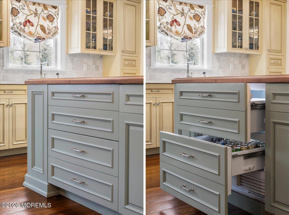 27 Fox Hill Road Middletown, NJ 07748 - Photo 12 of 51 Refrigerated drawers