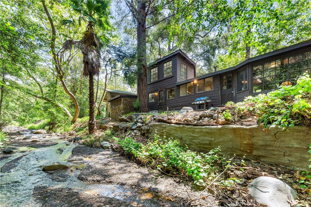 25 Hot Spring Canyon Rd