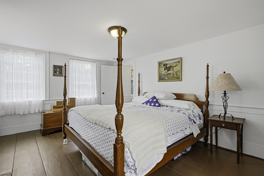 236 Mendon Street Upton, MA 01568 - Photo 27 of 41