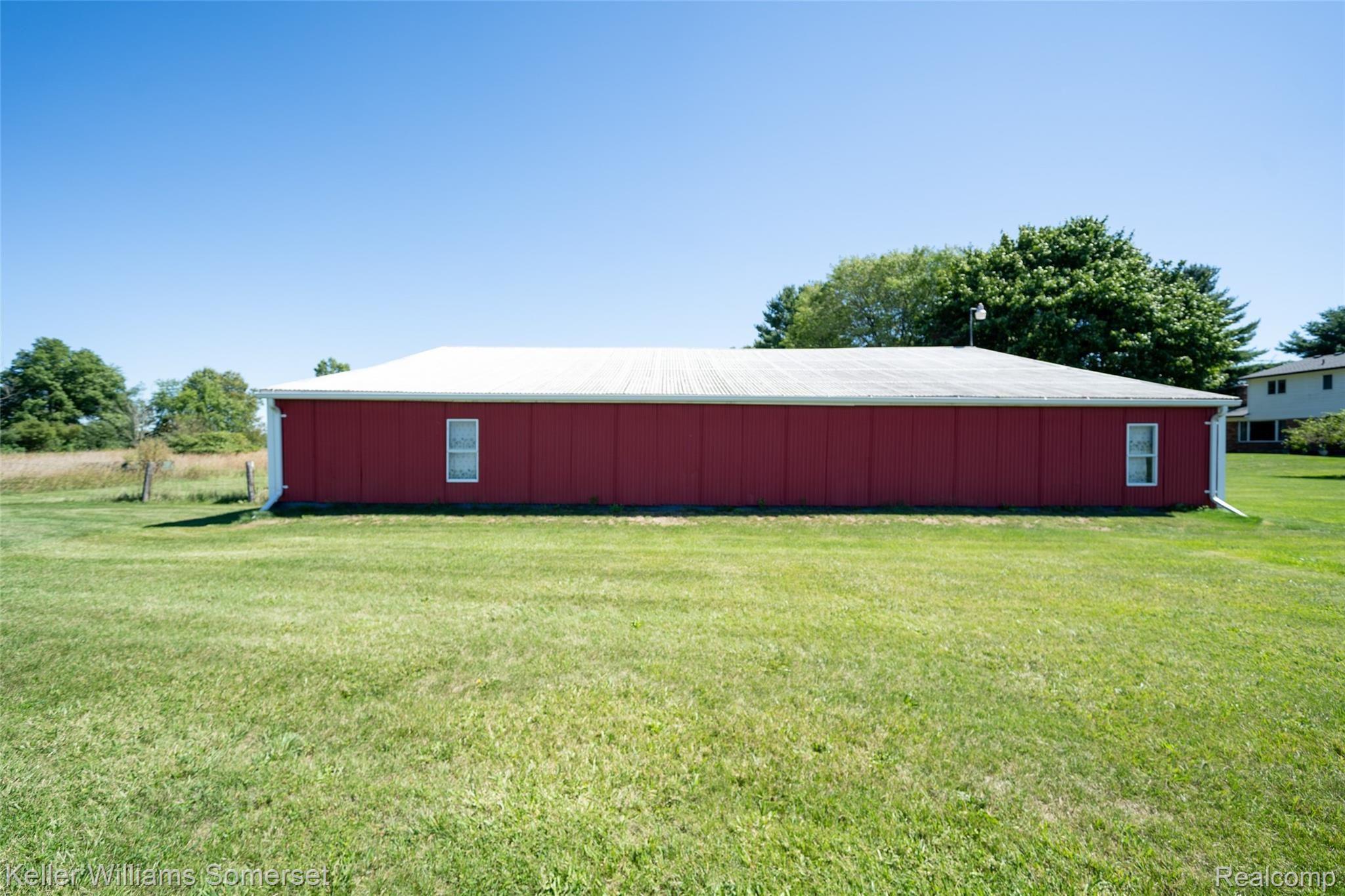 21225 Irwin Road Armada, MI 48005 - Photo 59 of 70 DSC07476.jpg
