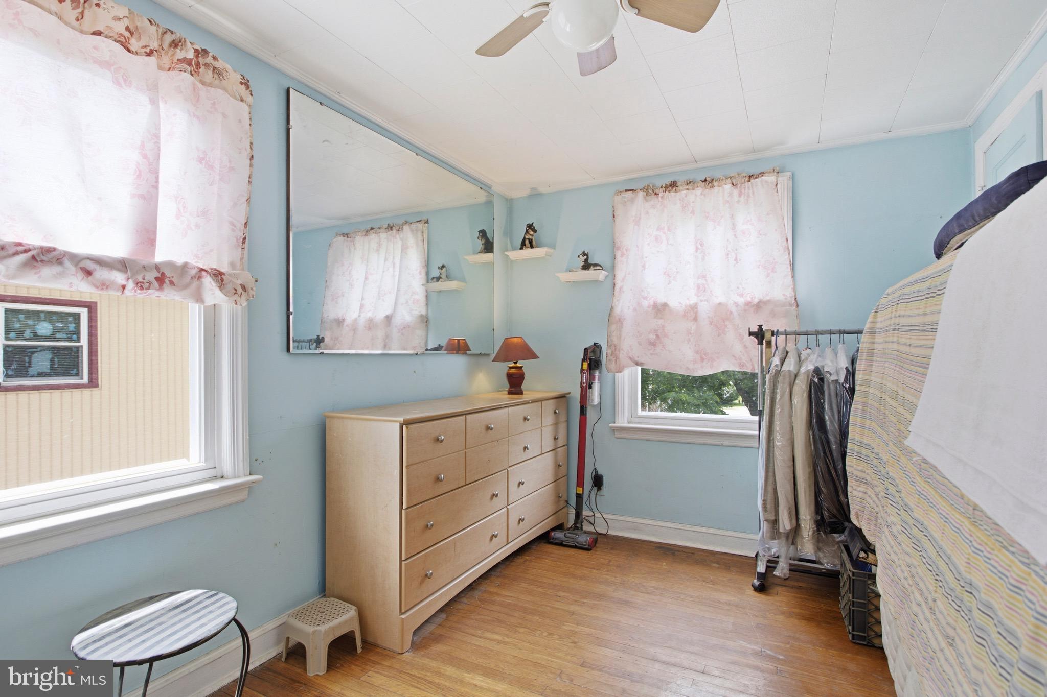 503 Rutledge Avenue Folsom, PA 19033 - Photo 12 of 18