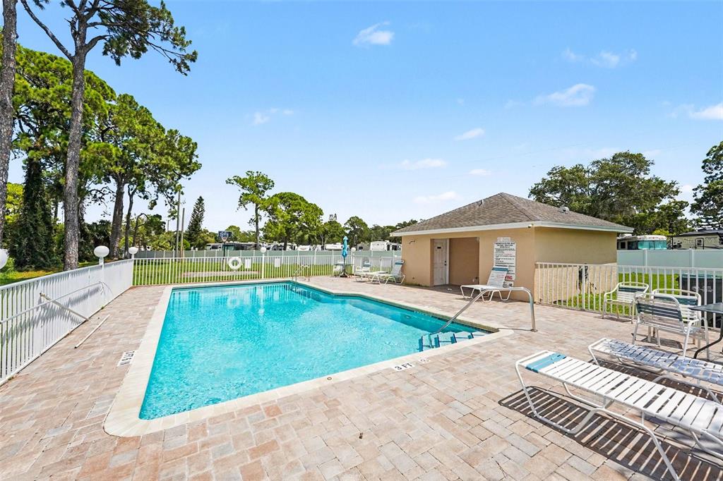 6980 Ulmerton Road, Unit 9E Largo, FL 33771 - Photo 36 of 36 Gallery Image 36