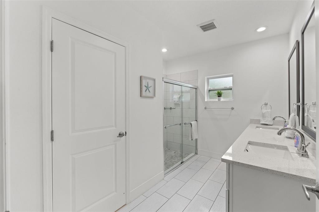 3040 Belcher Road Dunedin, FL 34698 - Photo 23 of 40