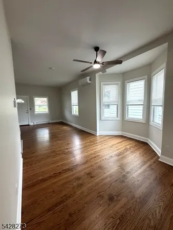 $2,400 | 90 Main Street, Stanhope, NJ 07874