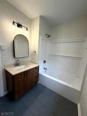 $2,400 | 90 Main Street, Stanhope, NJ 07874
