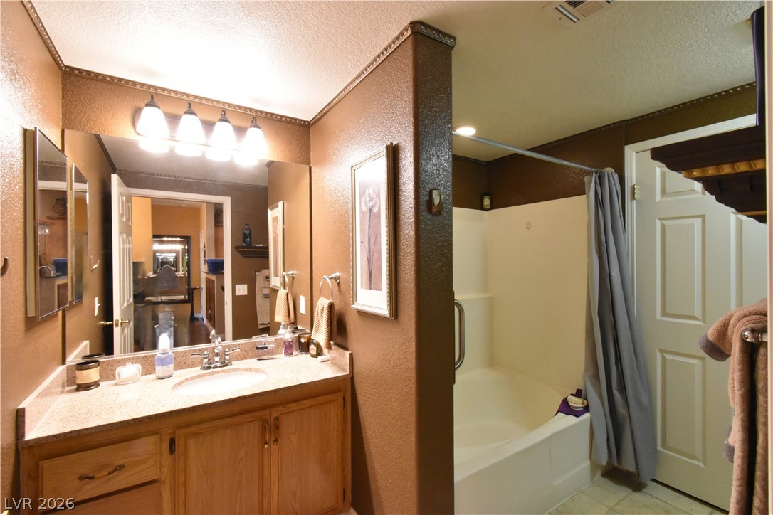 10550 West Alexander Road, Unit 2025 Las Vegas, NV 89129 - Photo 16 of 19