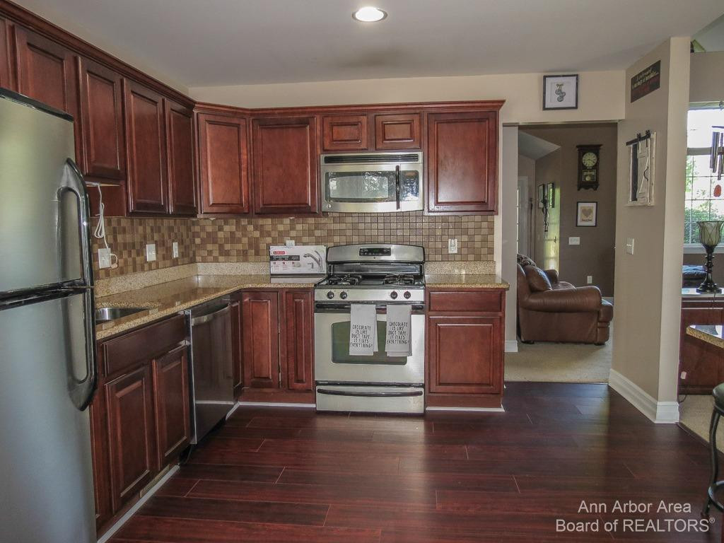 2201 Farm Valley Road Adrian, MI 49221 - Photo 10 of 35 Photo 10