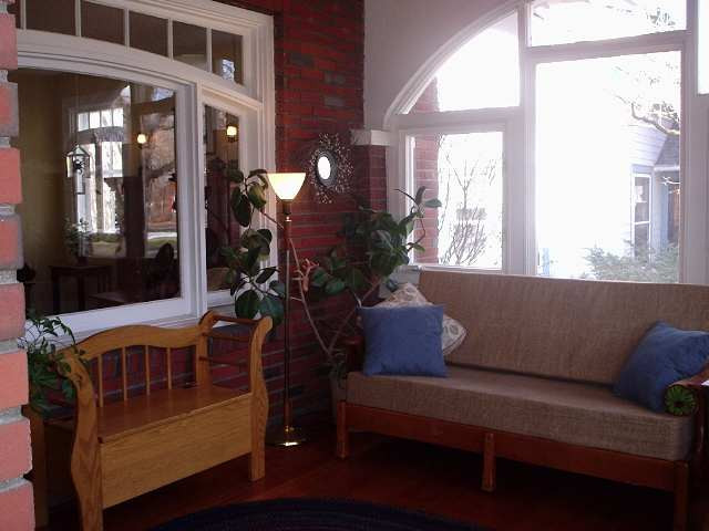 68 Old Loudon Road Colonie, NY 12110 - Photo 2 of 12 Photo 2
