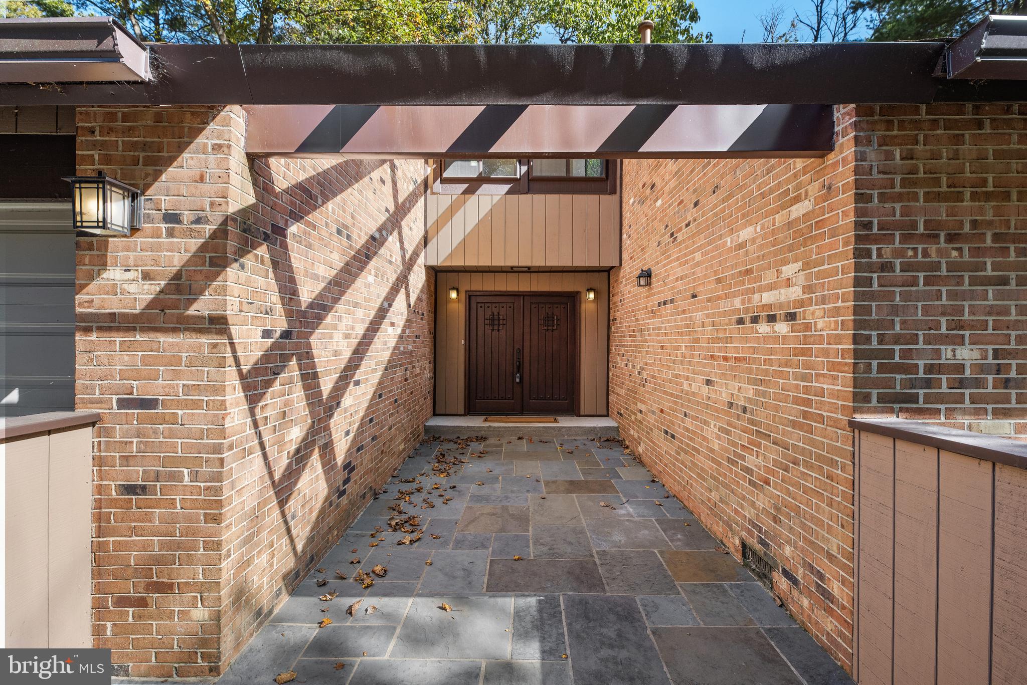 11032 Swansfield Road Columbia, MD 21044 - Photo 4 of 62 Gallery Image 4