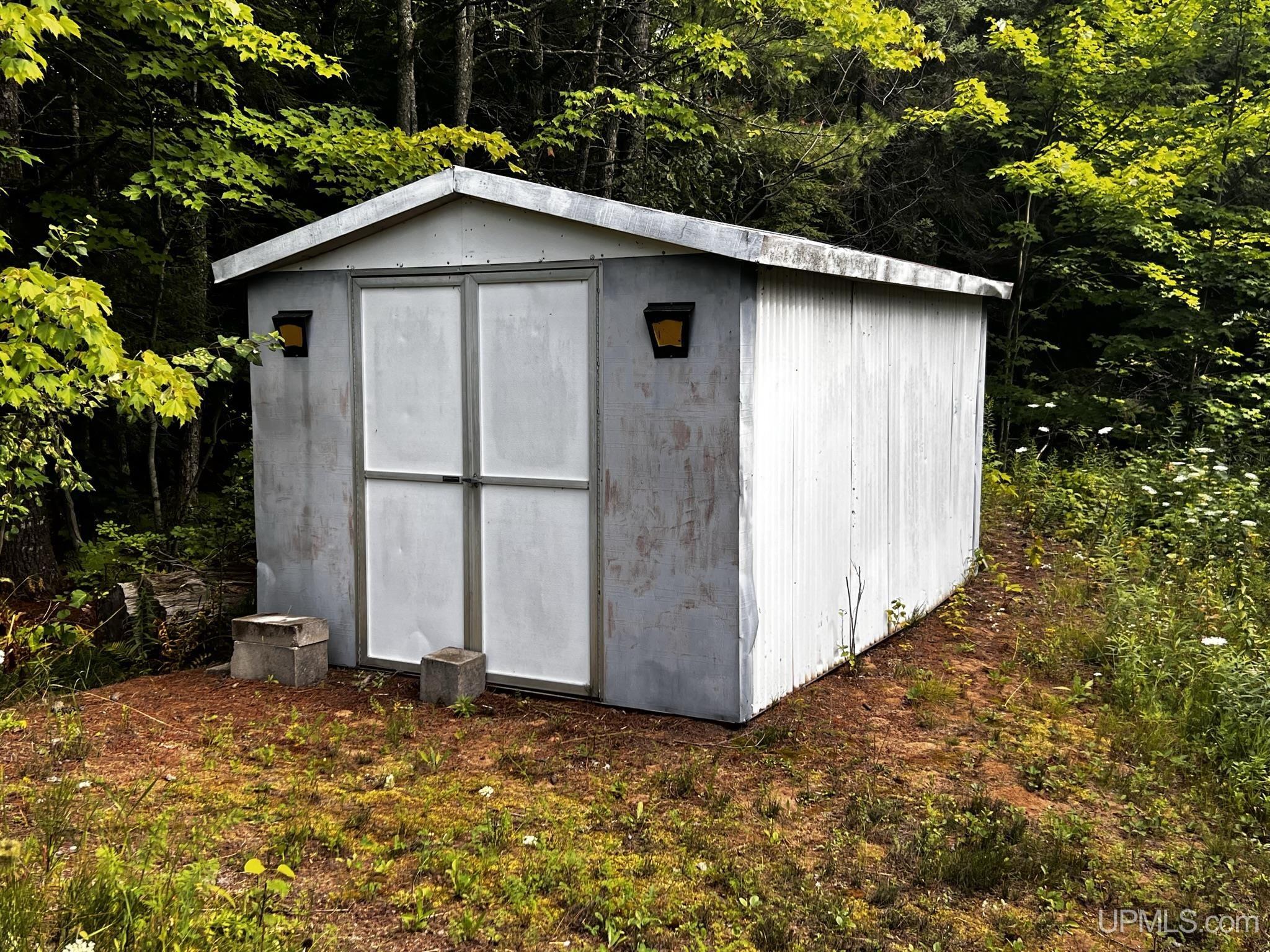 9896 Graves Road Manistique, MI 49854 - Photo 17 of 18 Gallery Image 17