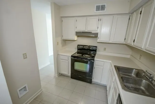 $440,000 | 1135 Florida Street, Mandeville, LA 70448