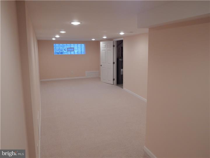 1819 Ashley Road Philadelphia, PA 19126 - Photo 22 of 25 Basement - Finished