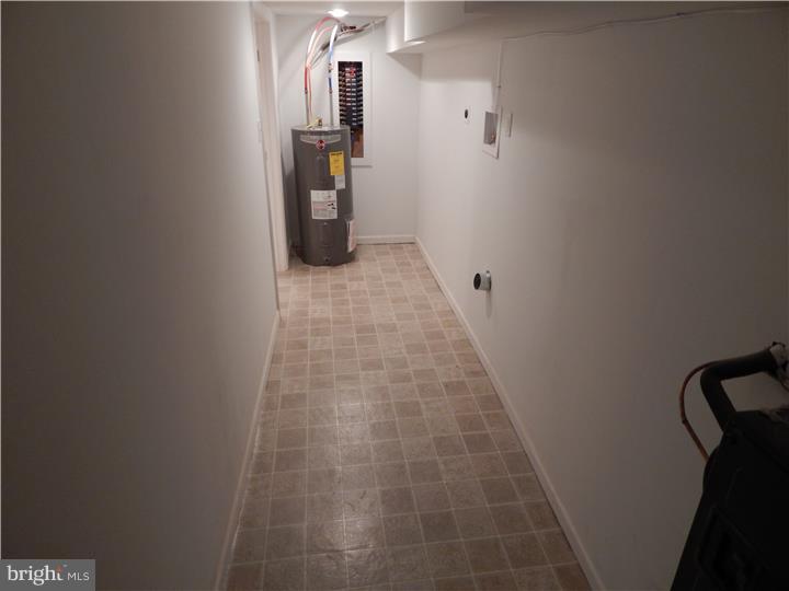 1819 Ashley Road Philadelphia, PA 19126 - Photo 24 of 25 Laundry Room