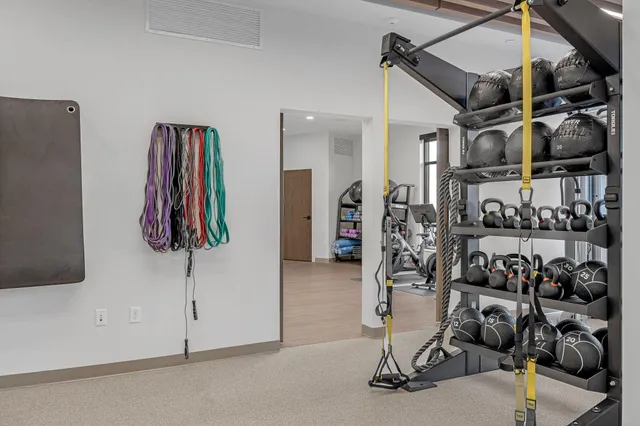 $3,445 | 4917 Eden Avenue, Unit 506, Edina, MN 55424