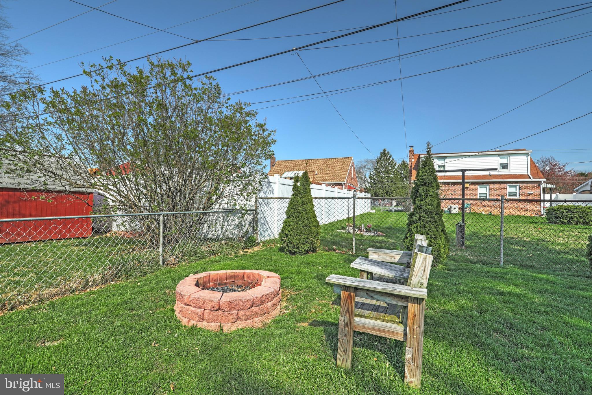 327 Greystone Road York, PA 17402 - Photo 11 of 36 Gallery Image 11