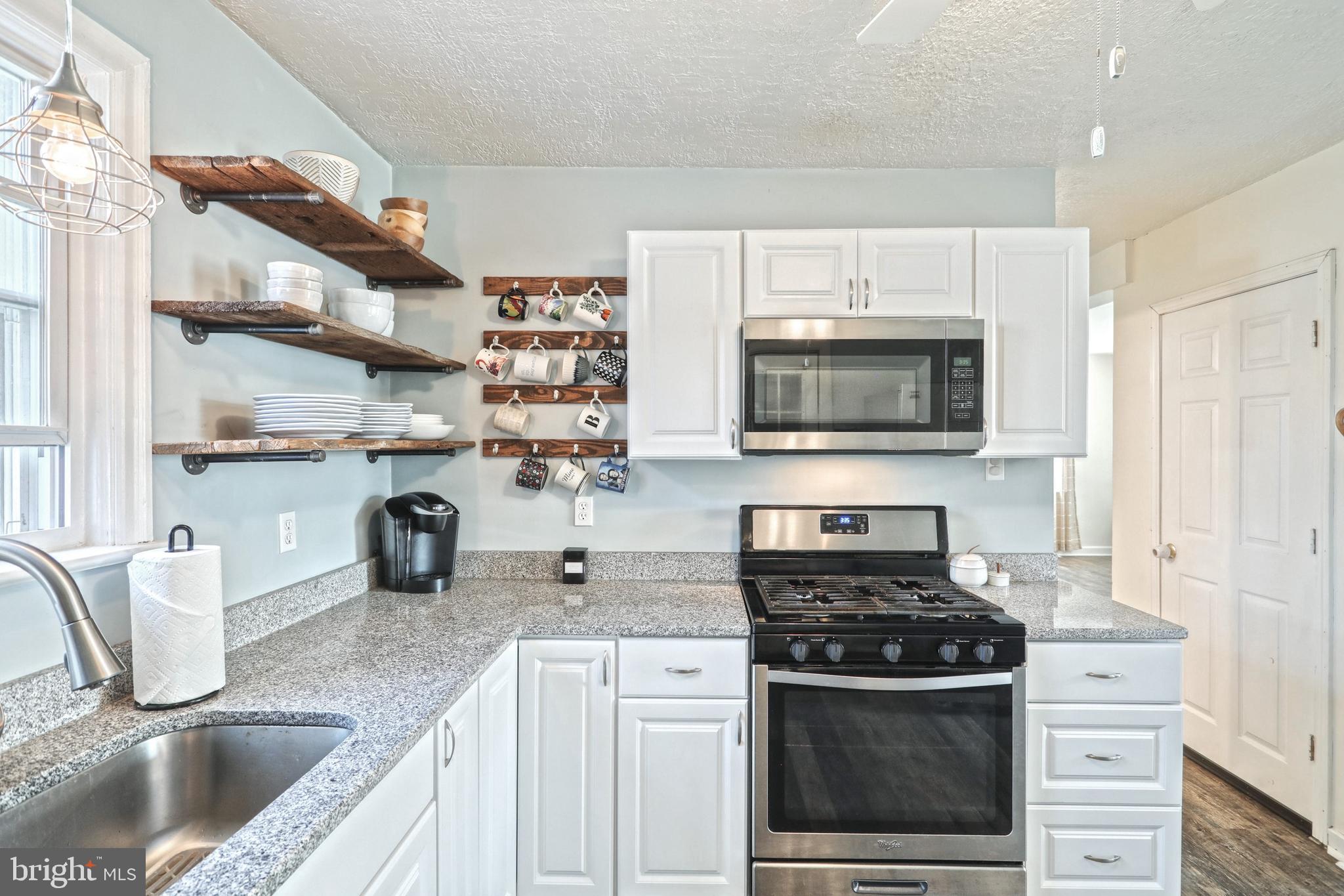 327 Greystone Road York, PA 17402 - Photo 23 of 36 Gallery Image 23
