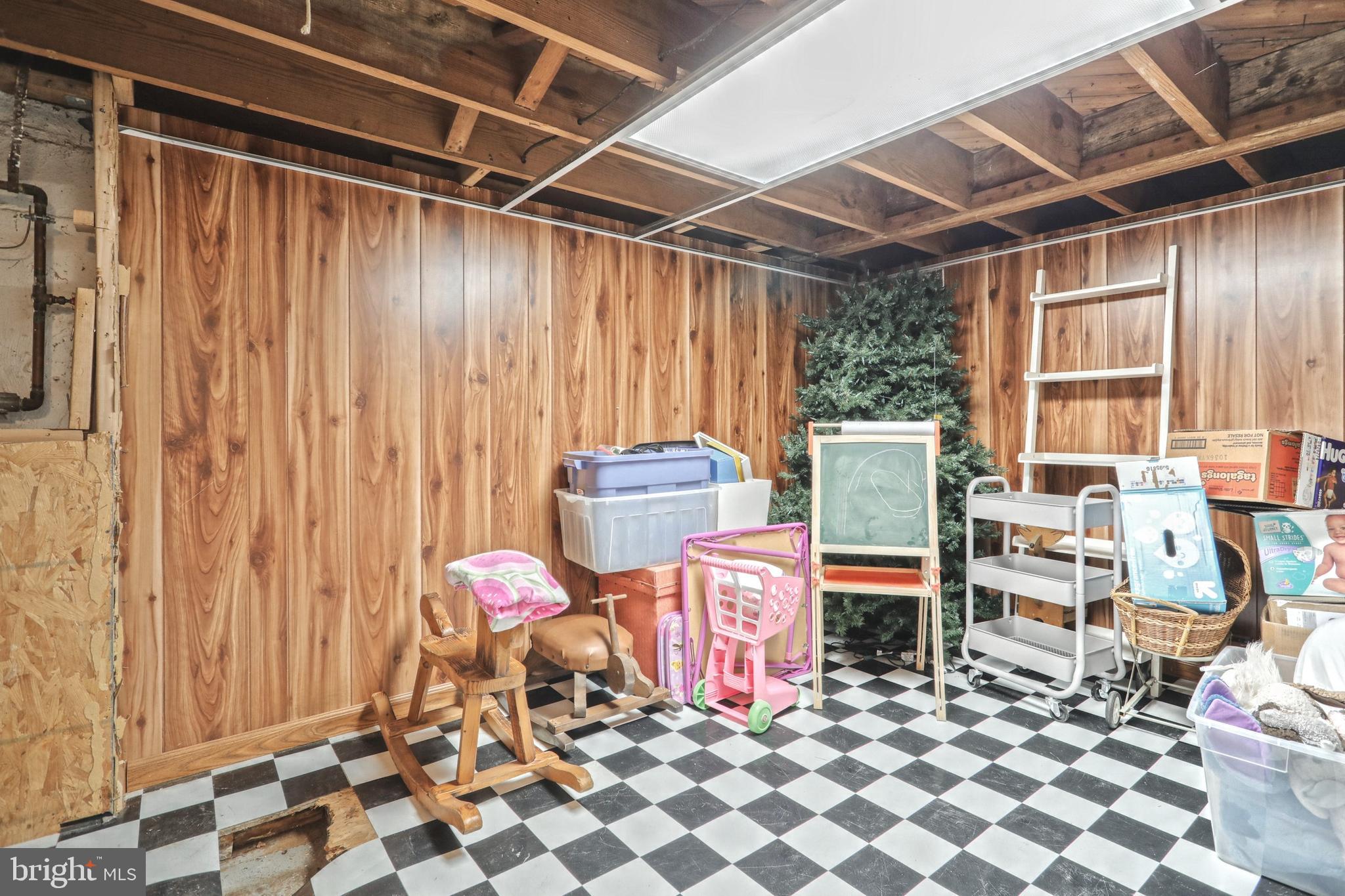 327 Greystone Road York, PA 17402 - Photo 36 of 36 Gallery Image 36