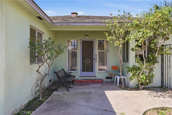 $995,000 | 1295 East Woodbury Road, Pasadena, CA 91104