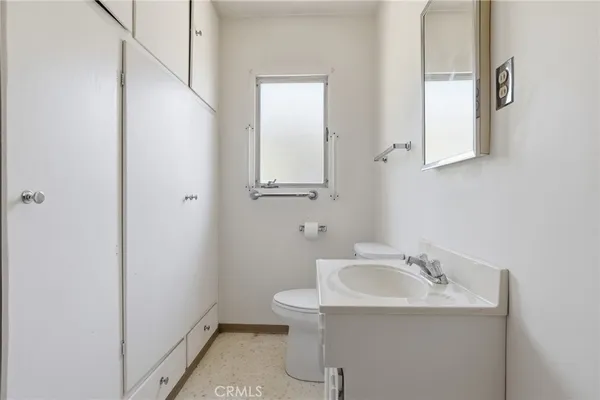 $995,000 | 1295 East Woodbury Road, Pasadena, CA 91104