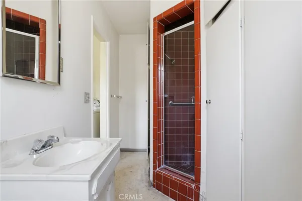 $995,000 | 1295 East Woodbury Road, Pasadena, CA 91104