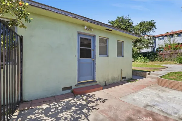 $995,000 | 1295 East Woodbury Road, Pasadena, CA 91104