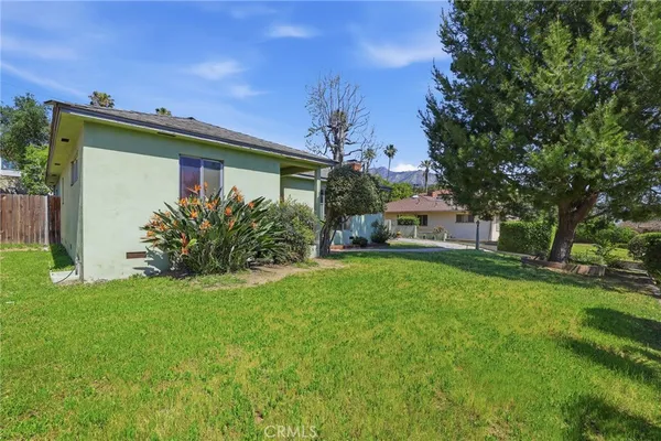 $995,000 | 1295 East Woodbury Road, Pasadena, CA 91104