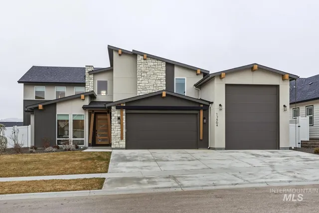 $1,195,000 | 13464 North Hazel Grouse Way, Boise, ID 83714