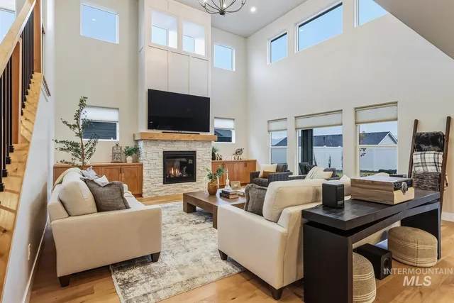 $1,195,000 | 13464 North Hazel Grouse Way, Boise, ID 83714
