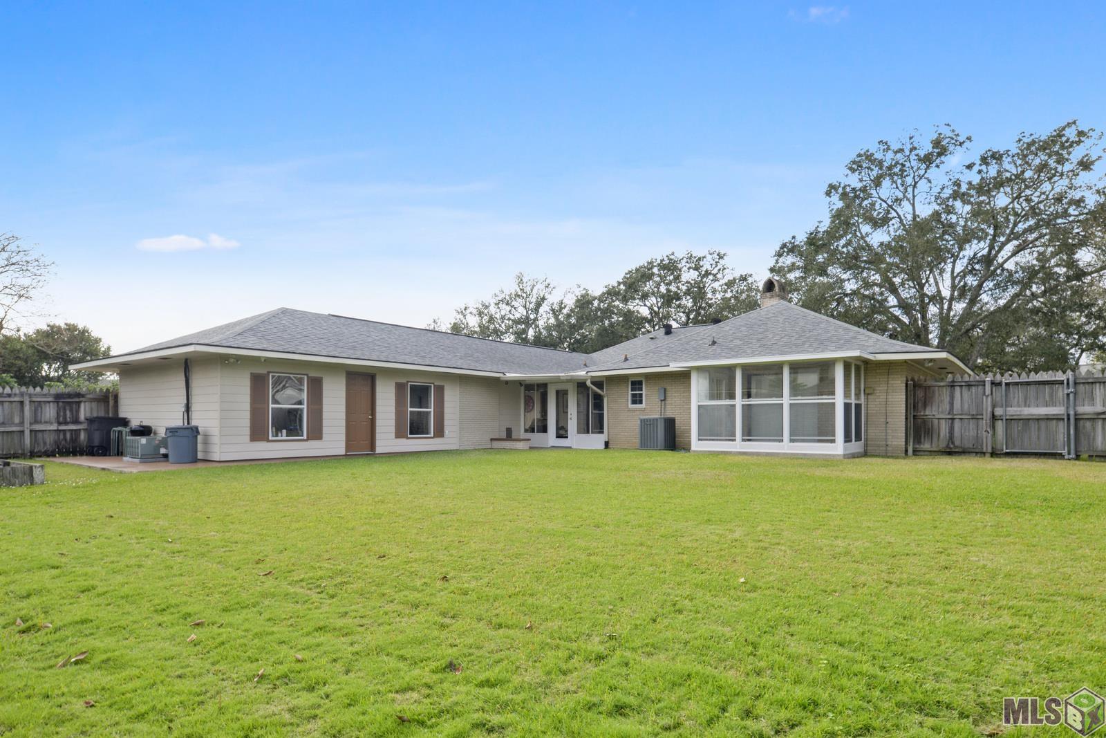 3857 North Bluebonnet Road Baton Rouge, LA 70809 - Photo 15 of 16