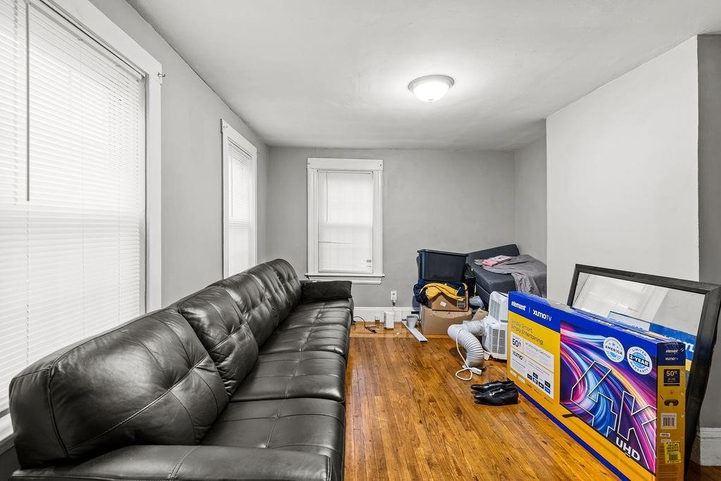 517 High Street Central Falls, RI 02863 - Photo 18 of 41