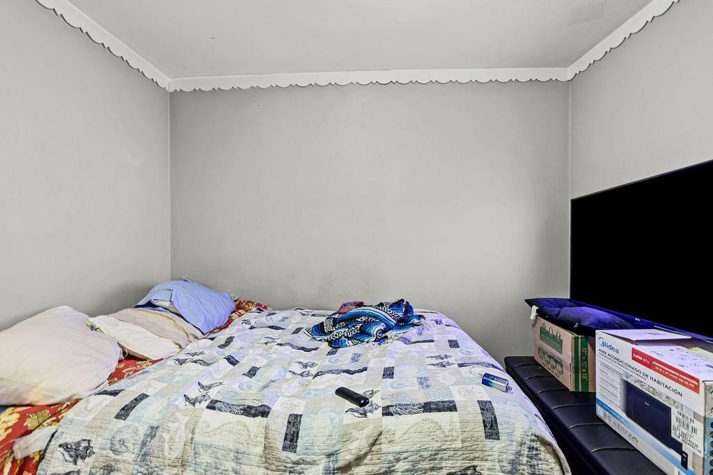 517 High Street Central Falls, RI 02863 - Photo 20 of 41