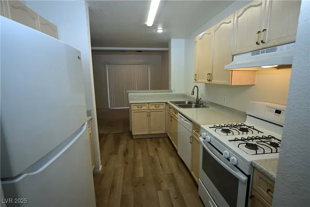 $1,795 | 8465 Blue Island Avenue, Las Vegas, NV 89129