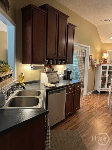 $350,900 | 511 Cobblestone Circle, Bloomingdale, GA 31302