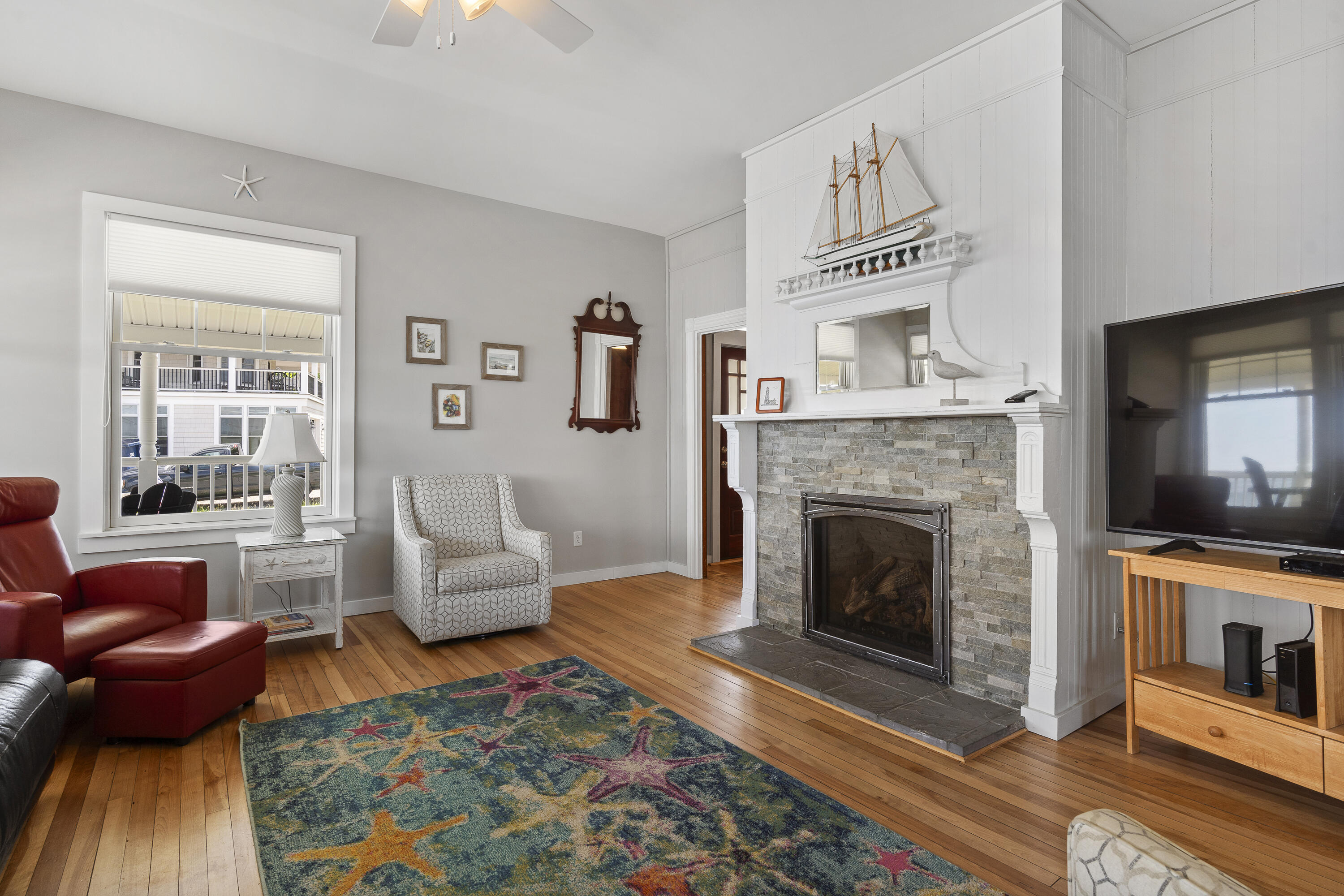 14 Kendall Road York, ME 03909 - Photo 27 of 50 Living Room