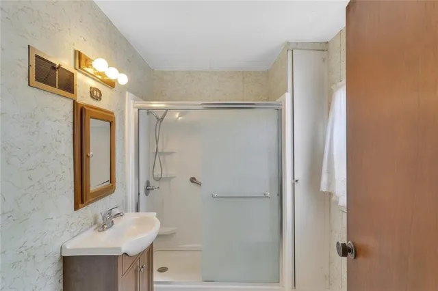 $250,000 | 6656 Portersville Rd /state Rt 488, Portersville, PA 16051