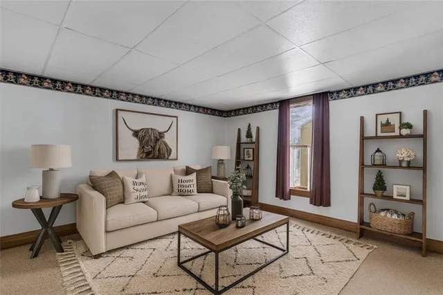 $250,000 | 6656 Portersville Rd /state Rt 488, Portersville, PA 16051