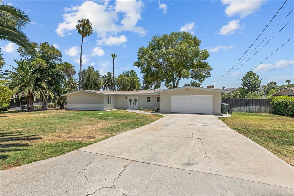 2791 McAllister Street Riverside, CA 92503 - Photo 2 of 62