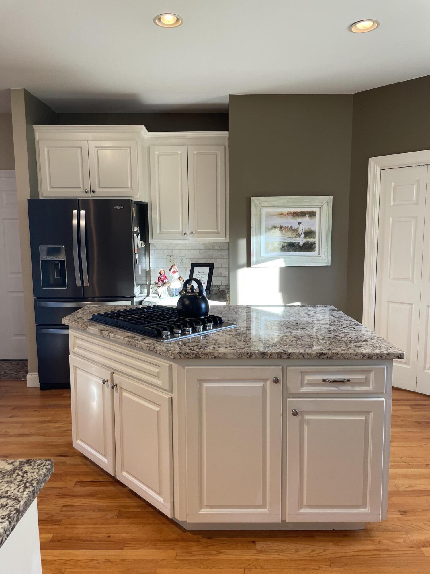 4715 Westervelt Road Meggett, SC 29449 - Photo 15 of 98 Kitchen