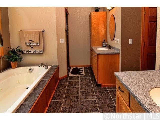 665 Hillary Farm Road Hudson, WI 54016 - Photo 11 of 18 Gallery Image 11