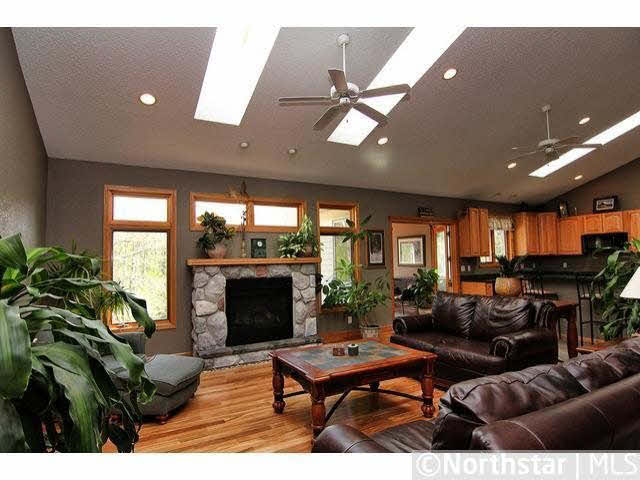 665 Hillary Farm Road Hudson, WI 54016 - Photo 5 of 18 Gallery Image 5