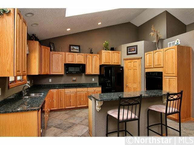 665 Hillary Farm Road Hudson, WI 54016 - Photo 6 of 18 Gallery Image 6