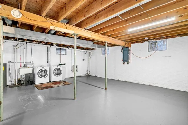 $479,900 | 5093 West Arrowhead Road, Hermantown, MN 55811