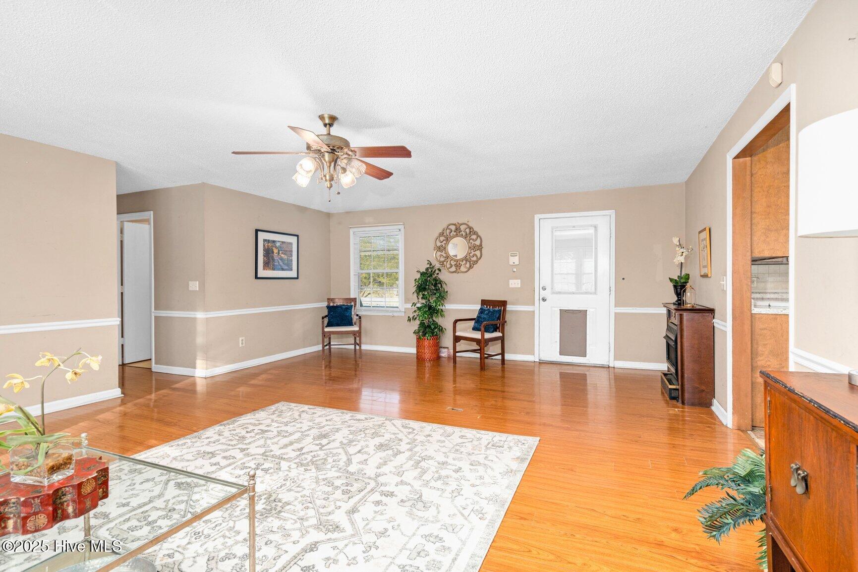 4536 Massey Road Zebulon, NC 27597 - Photo 5 of 23 007-4536MasseyRoad-Zebulon-NC-27597-SMAL
